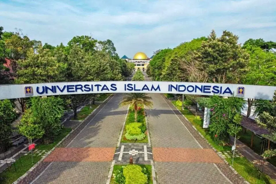 Tanah Sleman, 7 Menit Kampus Uii Pusat