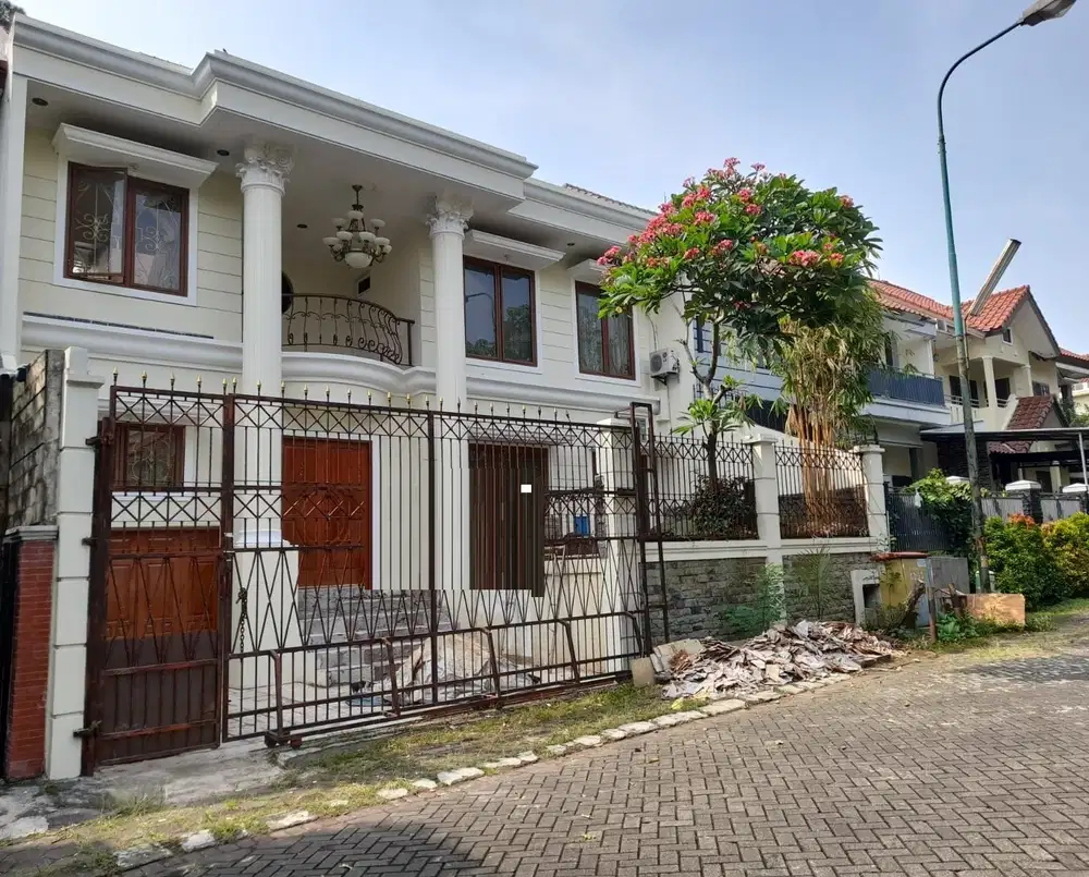 Dijual Rumah Klasik Di Raffles Hills Cibubur