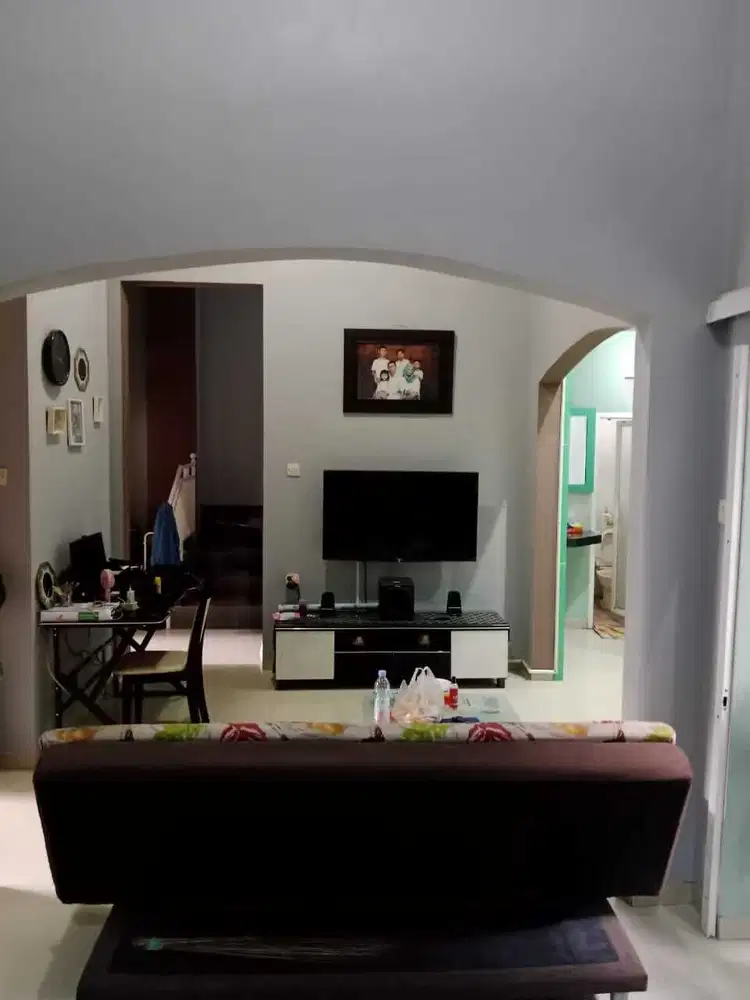 Rumah cantik 2lt bunga merak hanya 2 menit ke raya suhat dan kampus UB