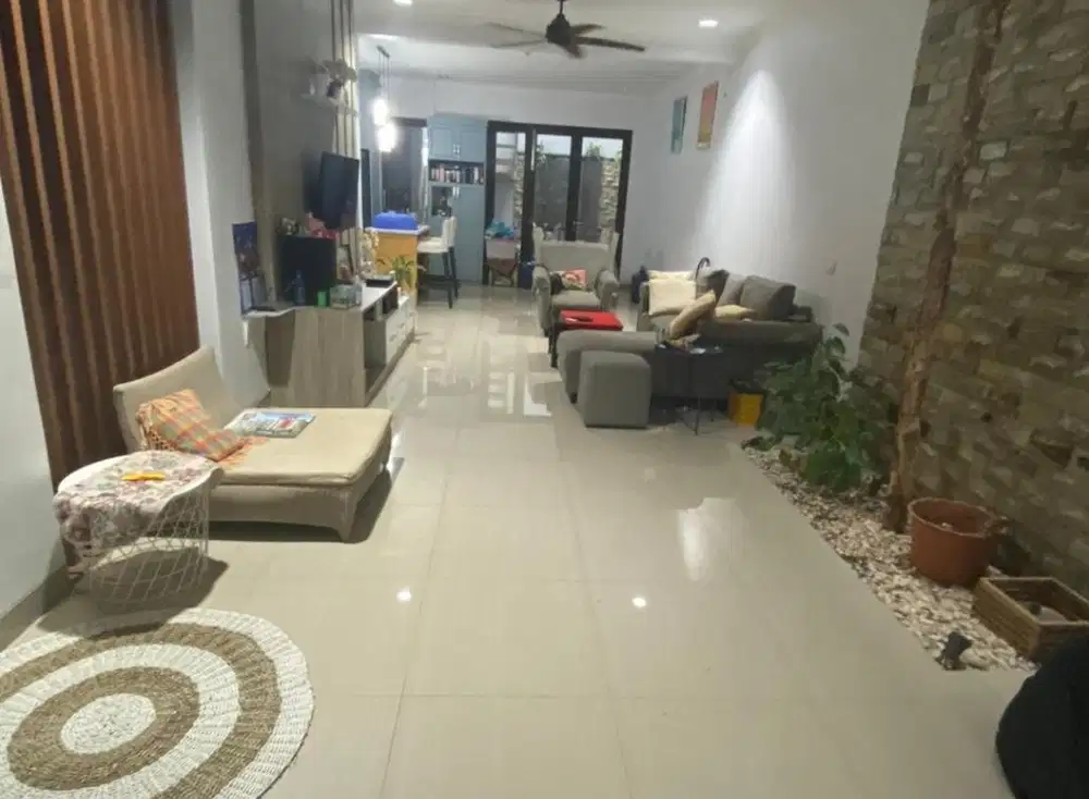 Dijual Cepat Rumah Nusaloka Park BSD Siap Huni Renov Semi Furnish