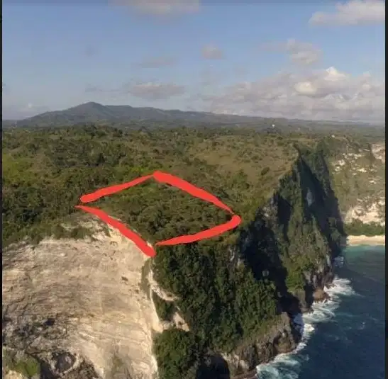 TANAH LOSS TEBING LAUT DI KELINGKING NUSA PENIDA BALI