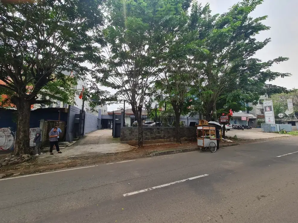 Kesempatan Emas! Tanah Komersial 805 m² Tepi Jalan Utama, Harga Nego