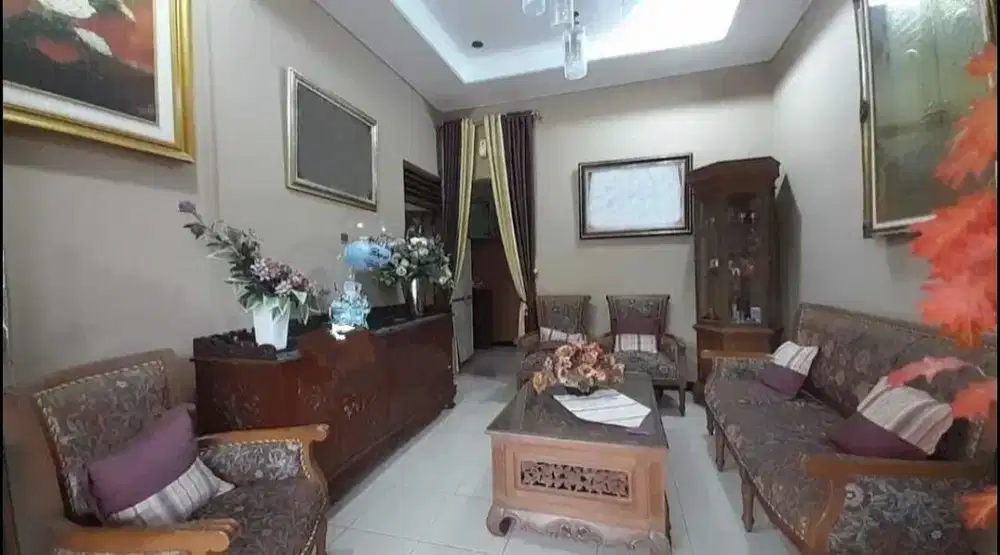 Dijual rumah luas siap huni nusukan banjarsari solo