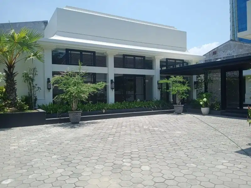 DIJUAL KOMERSIAL AREA BISNIS RAYA DIPONEGORO PUSAT KOTA SURABAYA