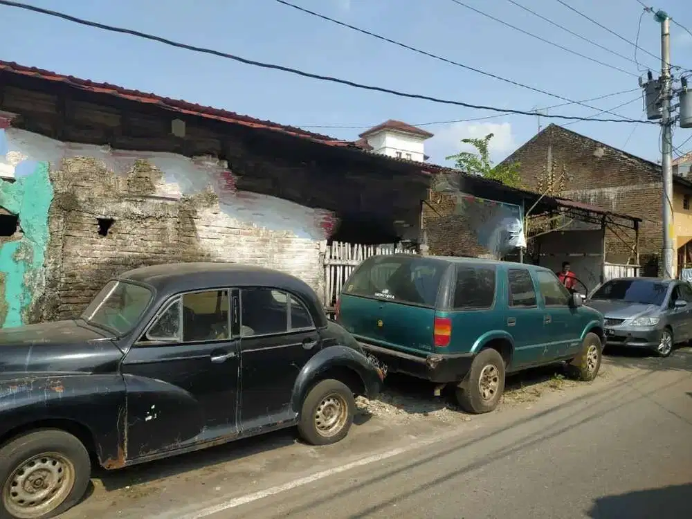 Tanah kerten belakang hotel sunan solo