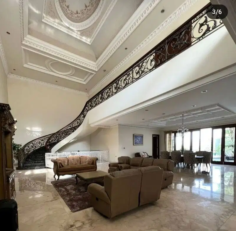 RUMAH MEWAH DHARMAHUSADA LOKASI STRATEGIS