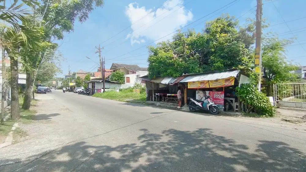 Tanah Luas Lahan Strategis Tengah Kota Solo Akses Lebar Dekat Manahan