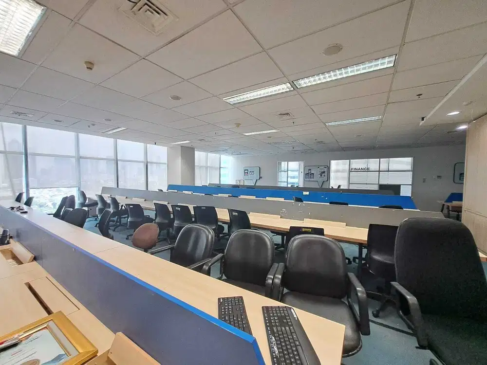Sewa Murah Kantor 870 m2 Full Furnish di Prudential Tower Sudirman