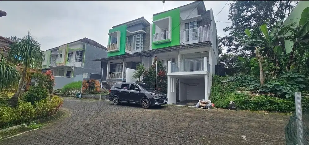 Villa murah lokasi batu persis dibawah museum angkut dan jatim park BU