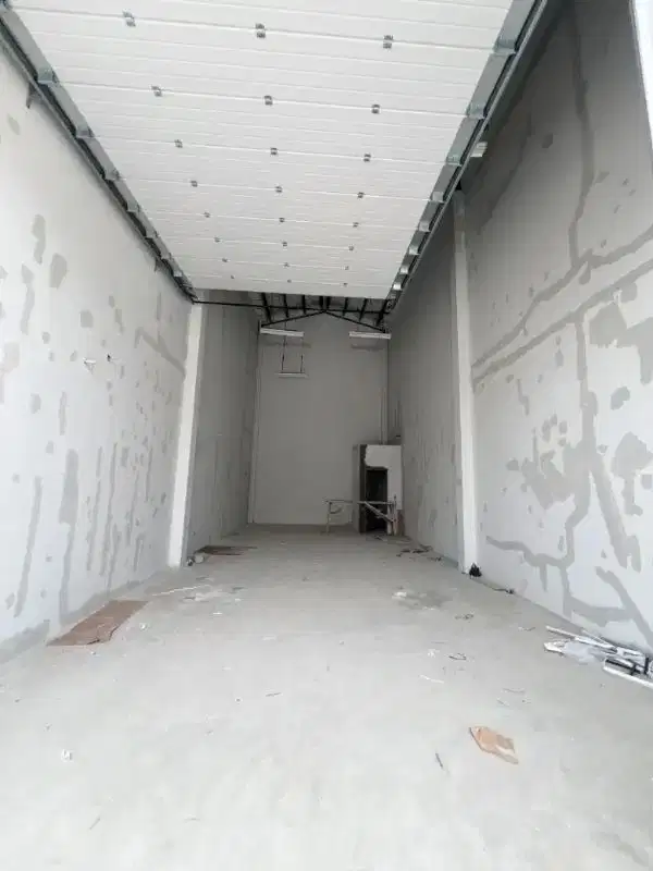 Dijual cepat gudang bizzpark pik2 termurah