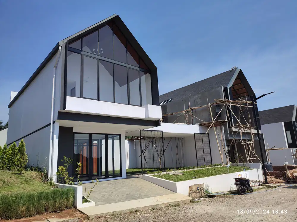 Dijual Rumah Semi Villa dkt Swiss Bell cigadung raya kota Bandung