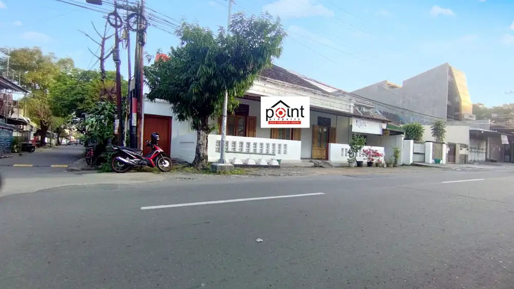 Rumah Kuno Klasik Dekat Keraton Surakarta Model Zaman Belanda Luas