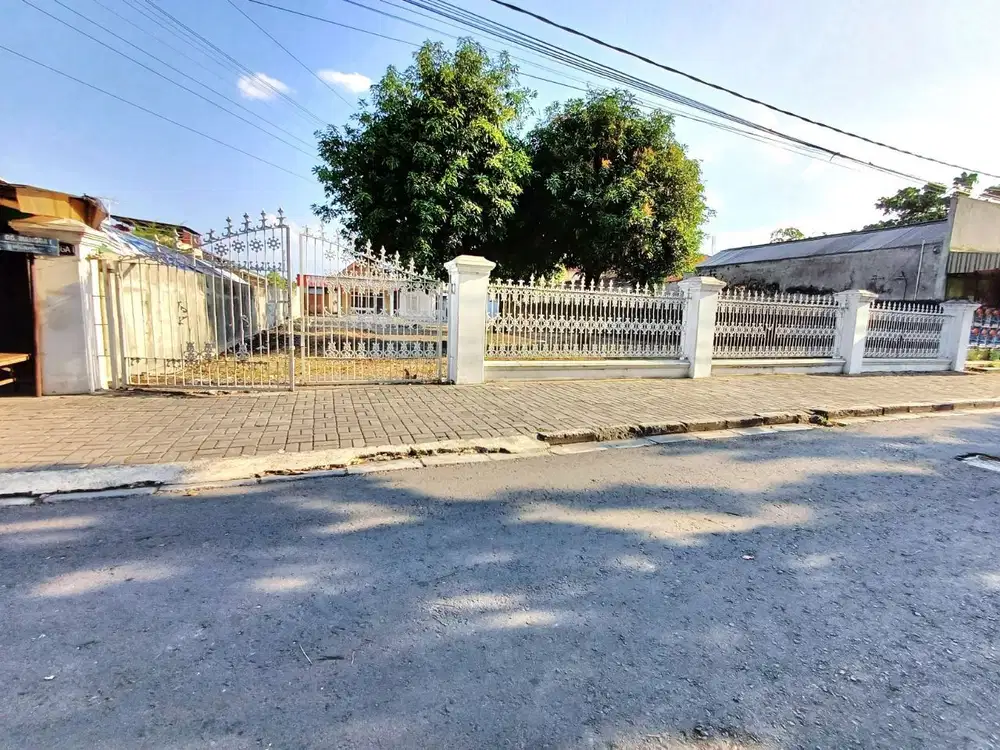 Lahan Tanah Luas Solo Kota Strategis Pusat Bisnis Akses Jalan Raya