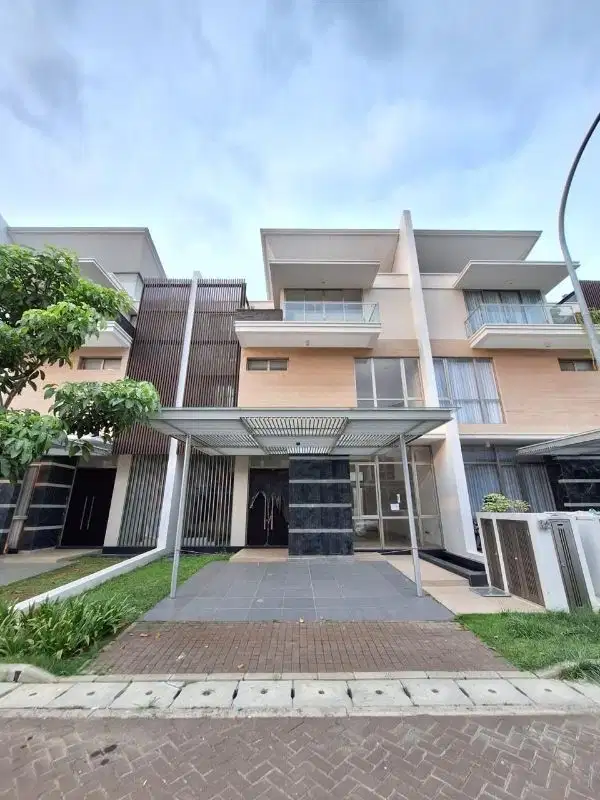 Dijual rumah golf island cluster premium