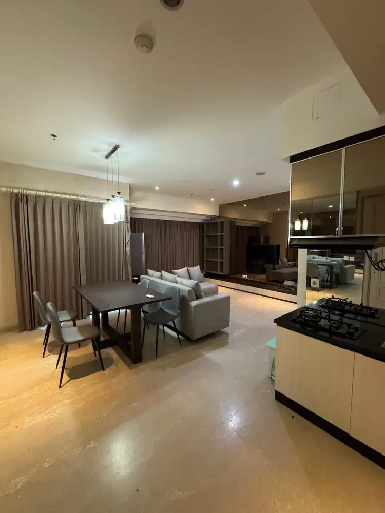 DISEWAKAN APARTEMEN MEWAH DI THE PEAK PUSAT KOTA SURABAYA