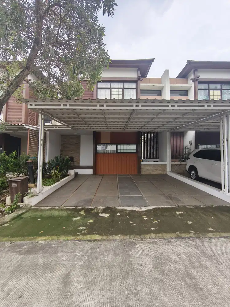 Disewakan Rumah Cluster Patio Lippo Cikarang