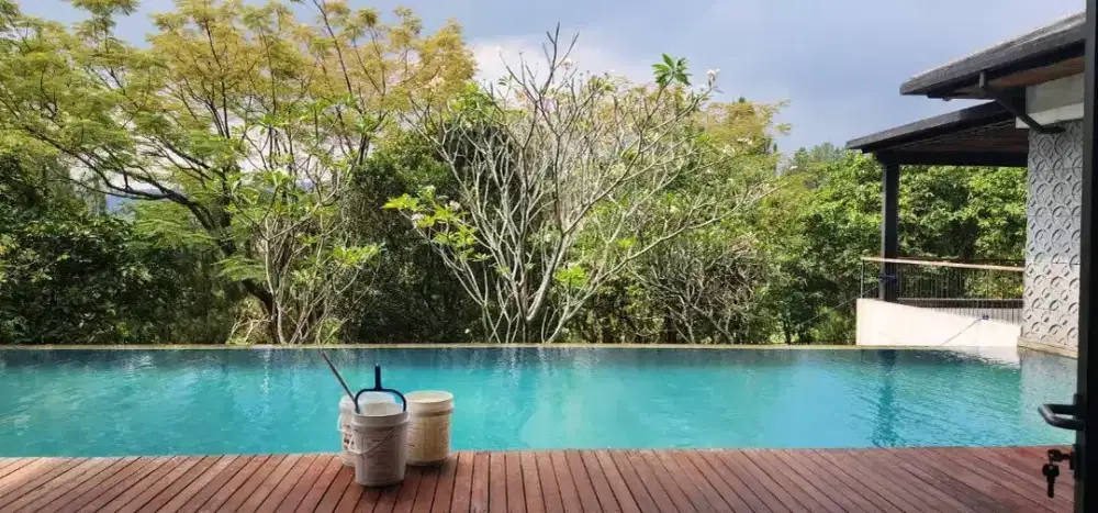 Di jual cepat rumah mewah di sentul city