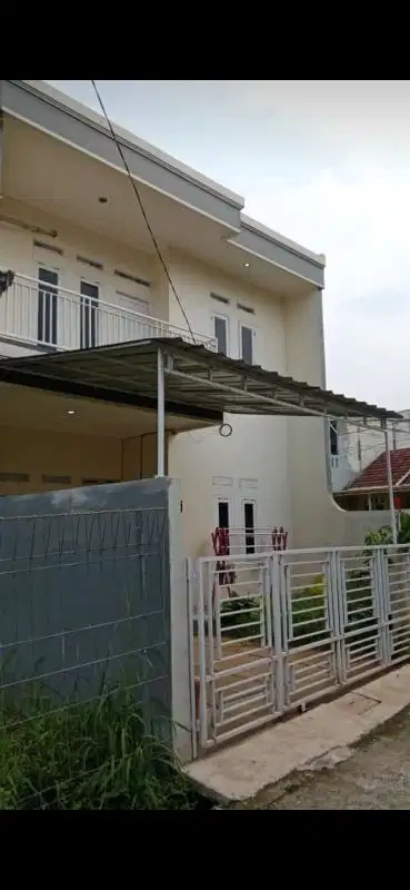 Rumah type 40 /60  meter dan 80/77 meter SHM di sawangan Baru depok