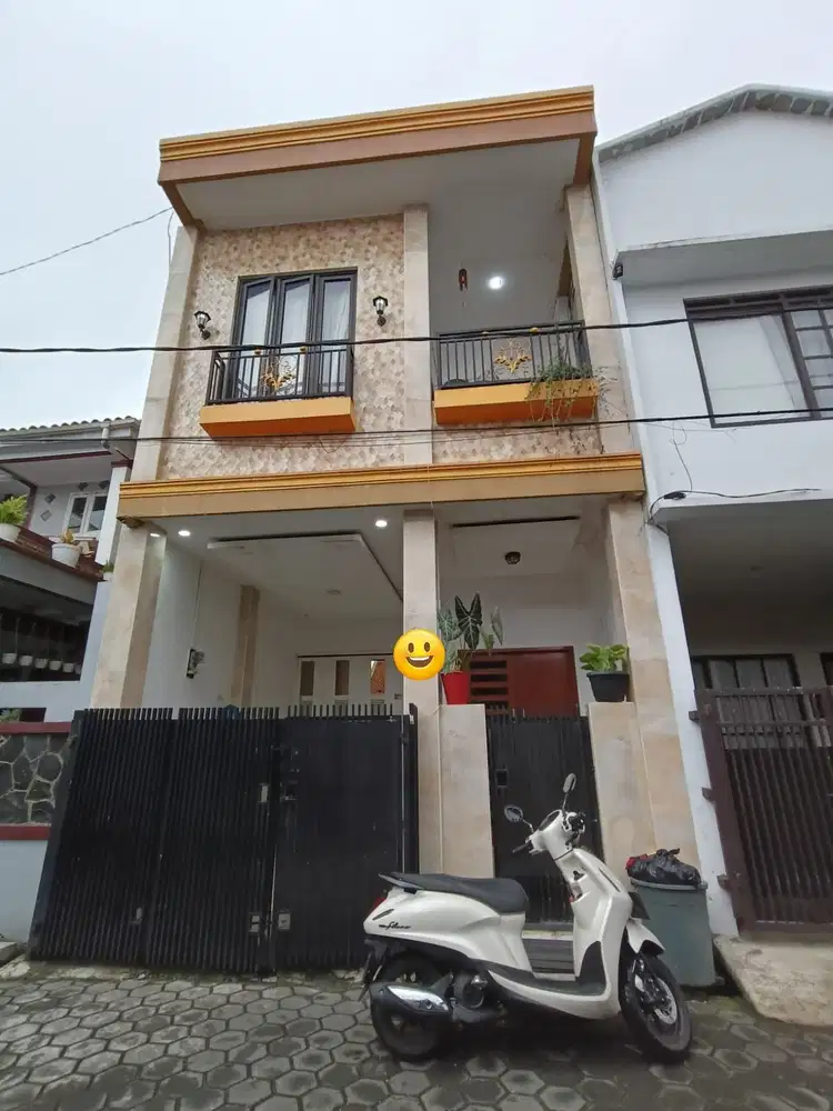 Jual Rumah CANTIK BANGET Lingkungan Nyaman MURAH strategis dkt cimahi