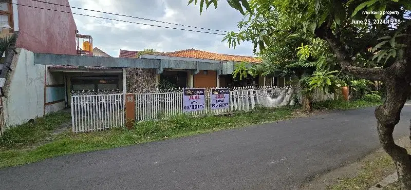 Mayjen Sungkono . Pakis tirtosari. Surabaya