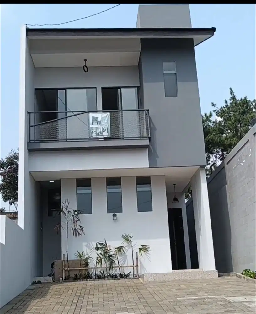 TERMURAH di Setiabudi Bandung Rumah BARU dan BAGUS 2 Lantai dijual