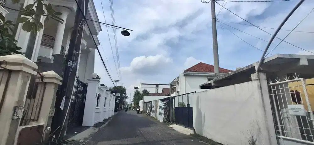 Ring 1 UGM, Bangun Kost dan Homestay, Premium