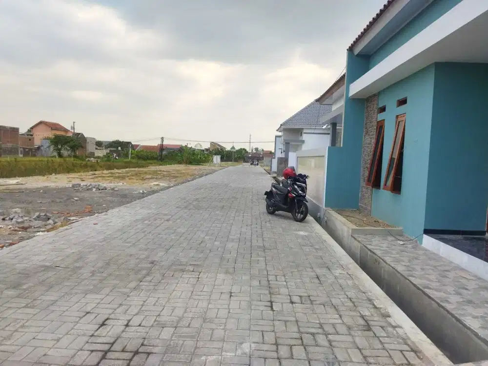dijual tanah kavling lokasi gentan posisi tanah hadap ke timur