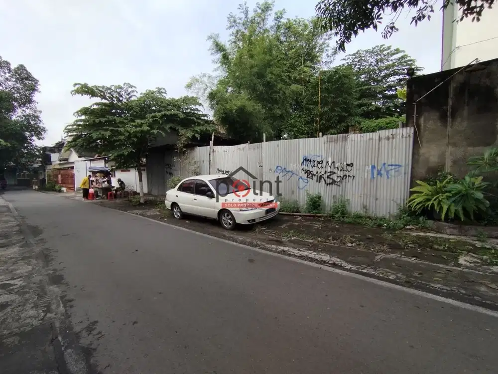 Tanah Murah Harga BU tengah Kota Solo Mangkubumen