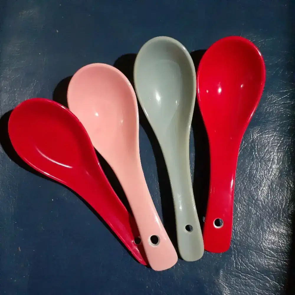 Sedok keramik warna menarik