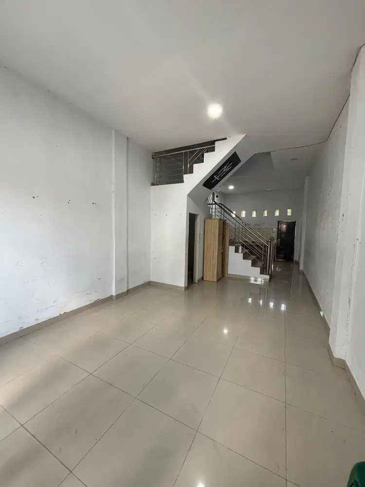Dijual Rumah Townhouse Dekat Krakatau siaphuni