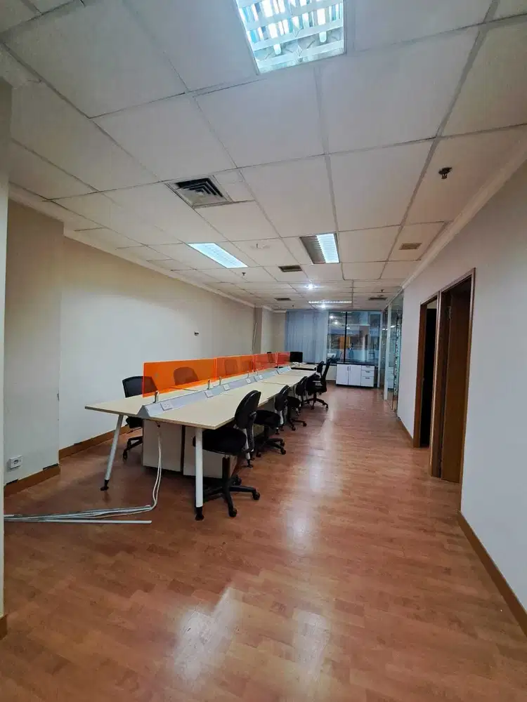Sewa Kantor 121 m2 Full Furnish di Palma One Kuningan, Hrg Spesial