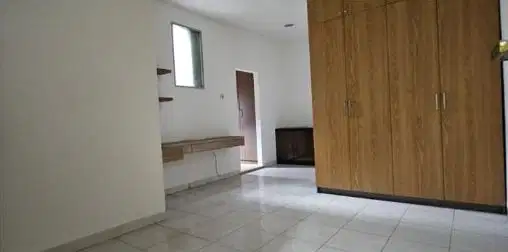 Dijual Rumah rapih siap huni di cluster monaco modernland