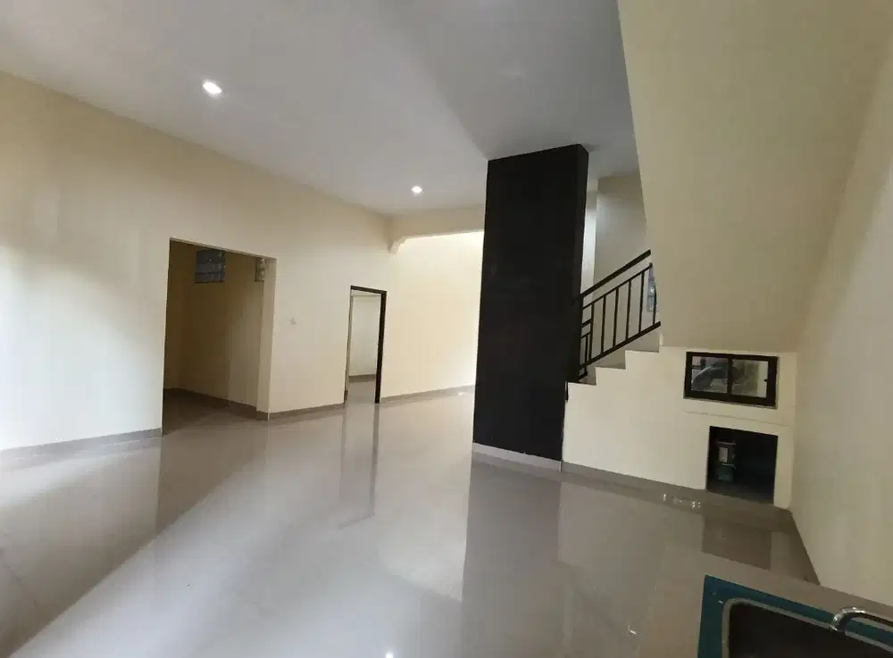 Dijual Cepat Rumah Rapi Baru Renov di Cluster Chrysant BSD City