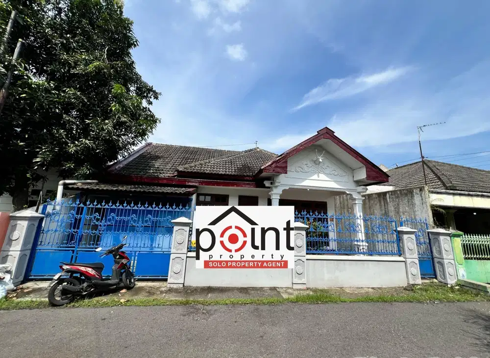 Rumah Solobaru dekat Pakuwon mall luas strategis jalan lebar