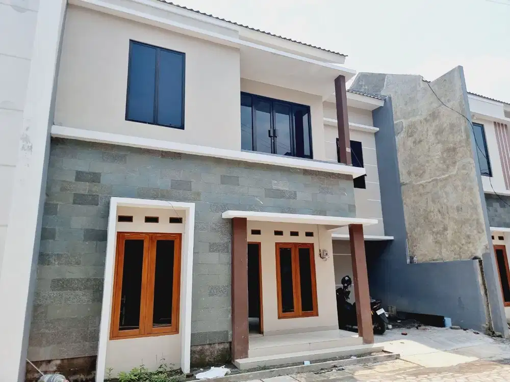 Rumah Luas dalam Perumahan dekat IHS Colomadu adi sucipto