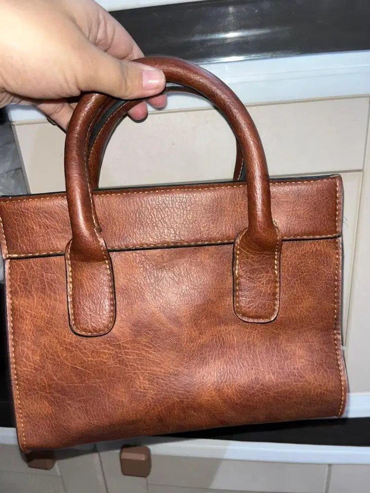 Dijual tas second murah