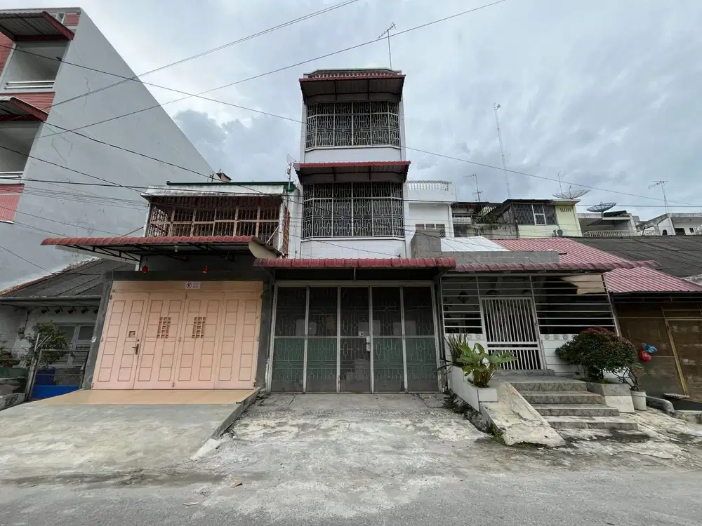 Rumah toko RuKo daerah kuningan asia medan kota