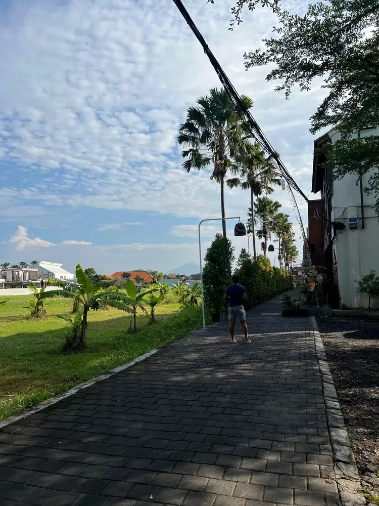 Dijual Tanah Strategis di Jalan Batu Belig Seminyak Bali