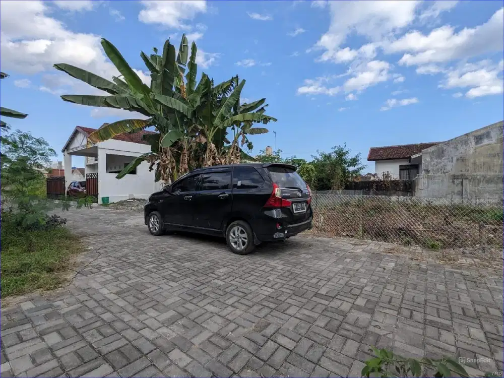 Tanah Banteng Jalan Damai Sinduharjo Ngaglik Akses Jalan Mobil Papasan