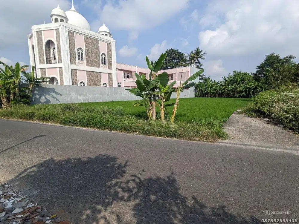 Tanah Apik Timur Stadion Maguwoharjo Jogja SHM Pekarangan Tepi Jalan