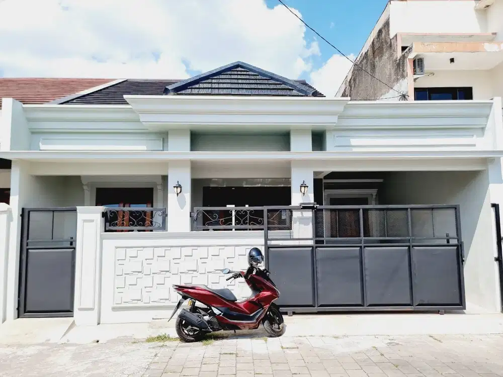 Rumah Klasik Cantik Gress Siap Huni Gentan