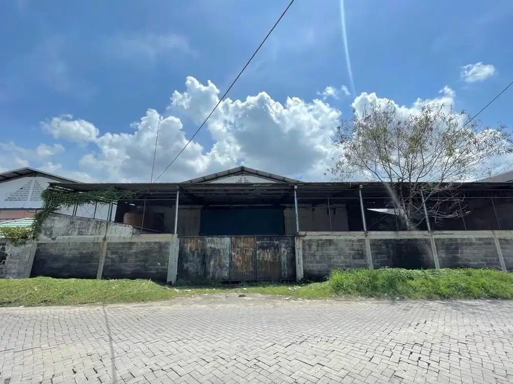 Gudang Margomulyo Masih Bagus Terawat Akses Strategis