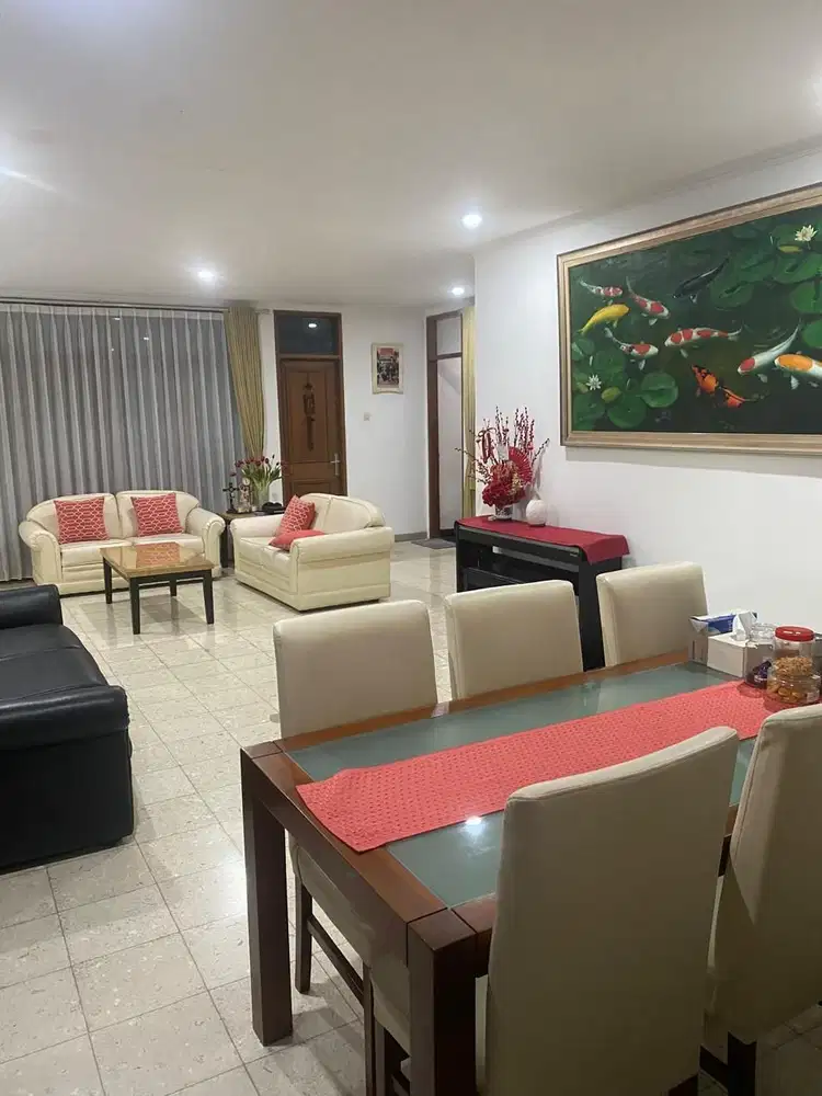 Rumah terawat siap huni SHM cantik di sayap Pasteur, Bandung