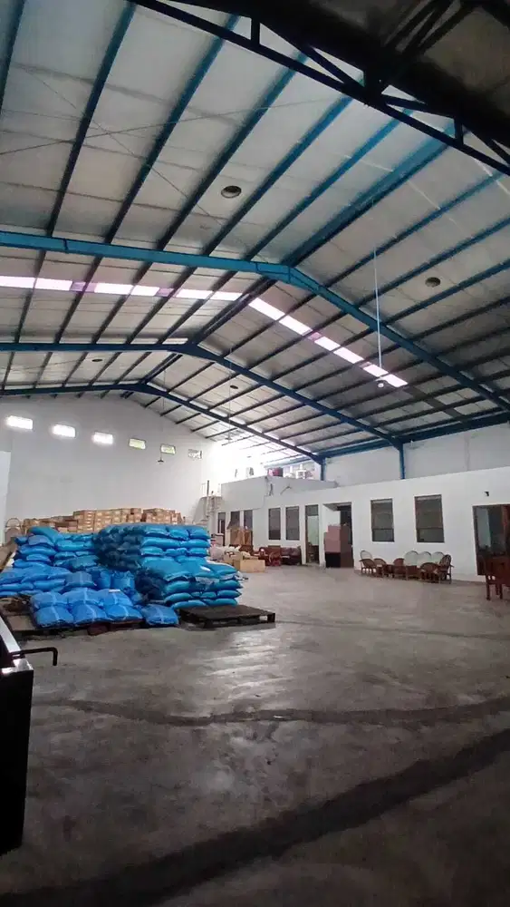 Gudang dan Kantor SHM Bagus siap pakai Sangat Strategis di Kopo