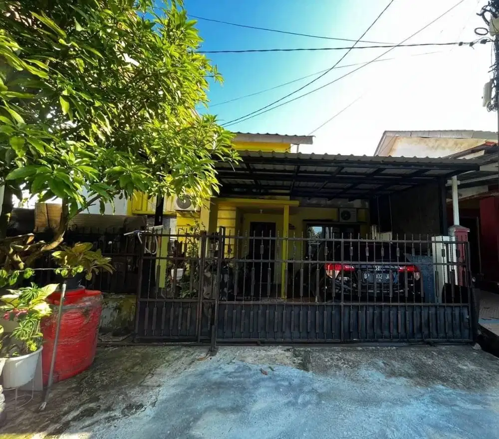 Dijual Murah Rumah Hook hadap timur full renovasi di Botania Garden