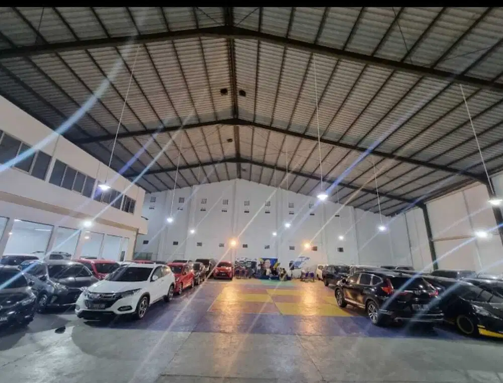 Gudang di Kiara Condong