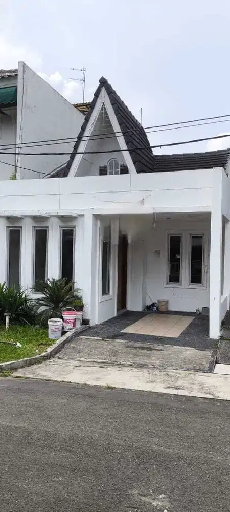 DIJUAL RUMAH BAGUS SIAP HUNI DI VICTORIA SENTUL CITY SSR735 A37