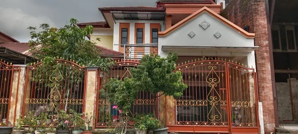 DIJUAL Rumah Jalan Kembar puro Surya Jaya gedangan