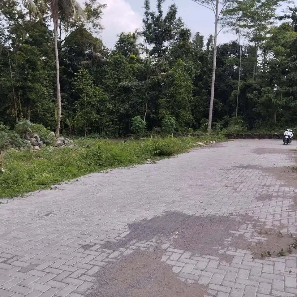 Belakang Kampus UII Sleman, Tanah Cocok Investasi Kost, Hunian