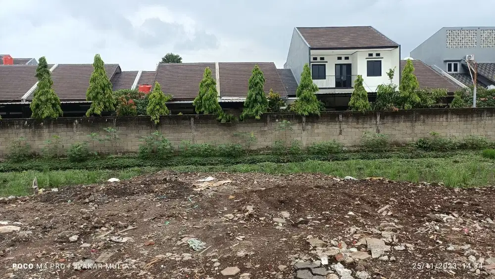 Tanah matang siap bangun buahbatu